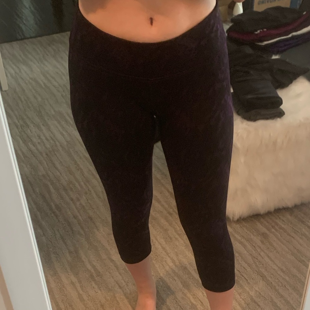 Lululemon leggings size 10